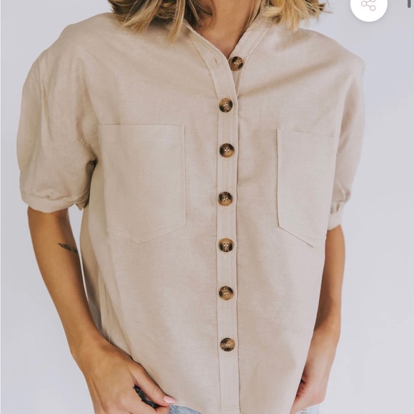 Tan blouse - Picture 3 of 11